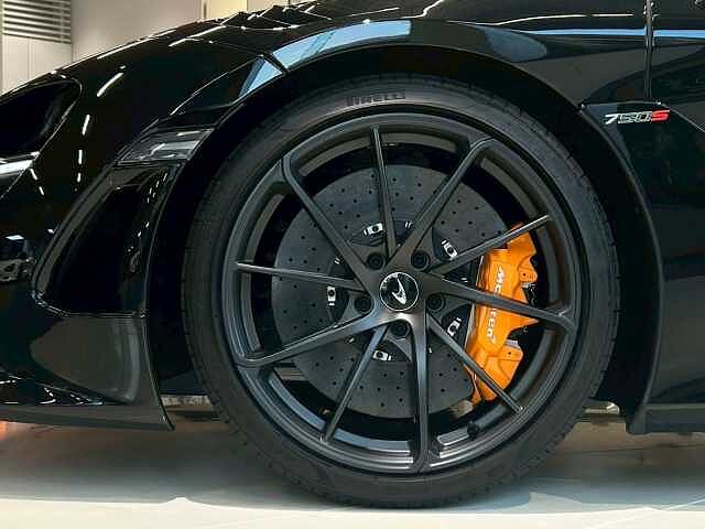 750S Spider