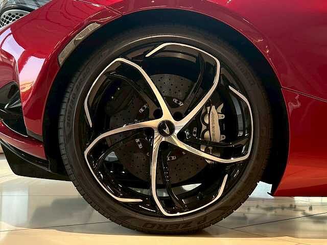 750S Spider
