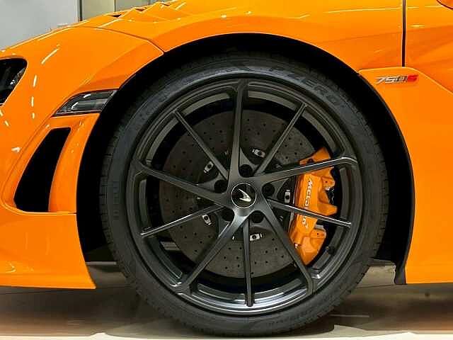 750S Spider