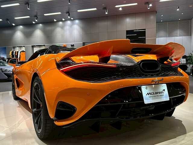 750S Spider