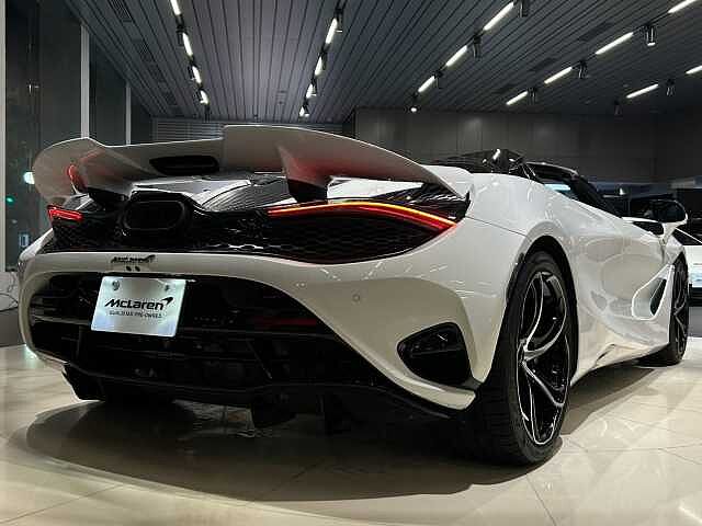 750S Spider