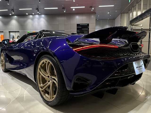 750S Spider