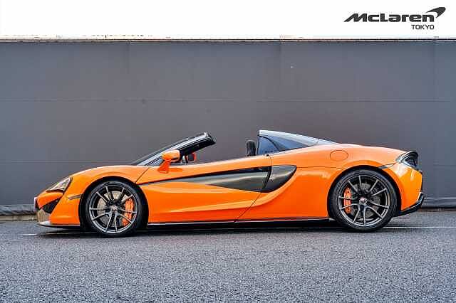 570S Spider