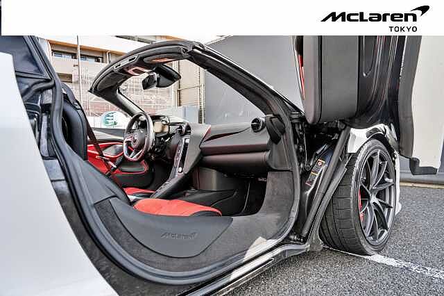 750S Spider