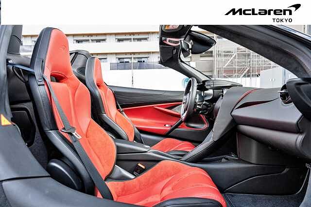 750S Spider