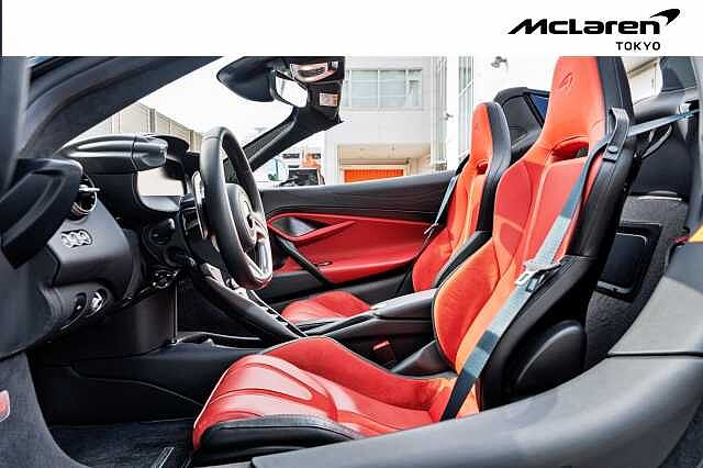 750S Spider