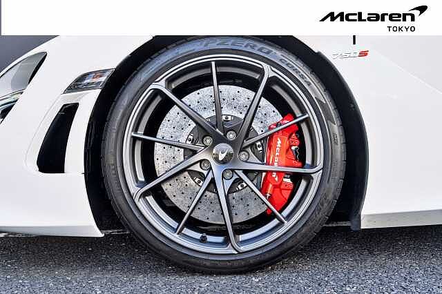 750S Spider
