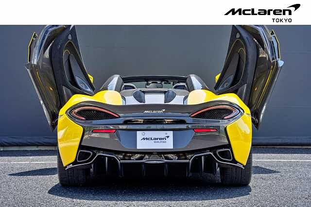 570S Spider