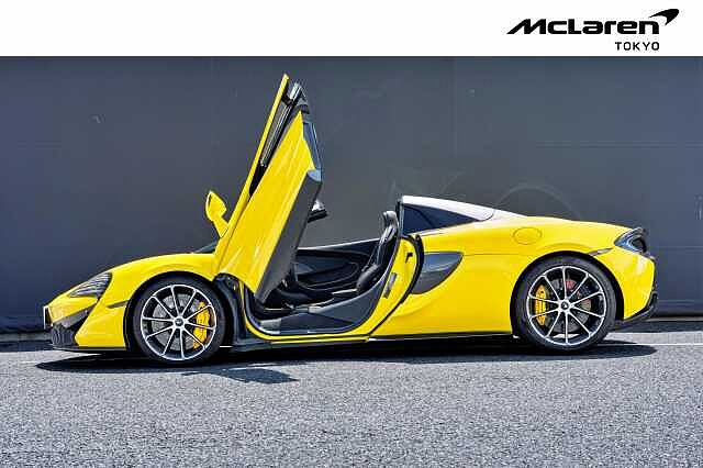 570S Spider
