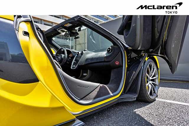 570S Spider