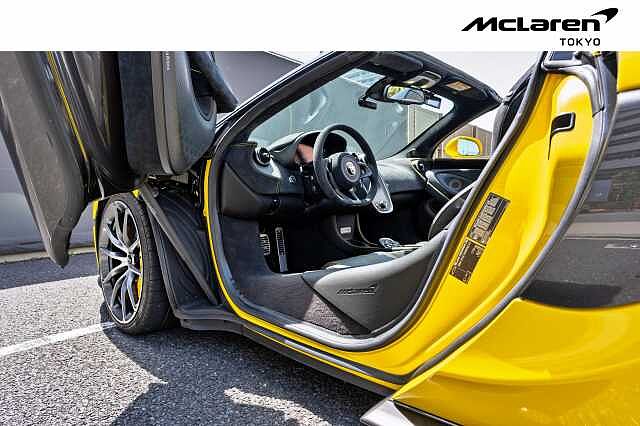 570S Spider
