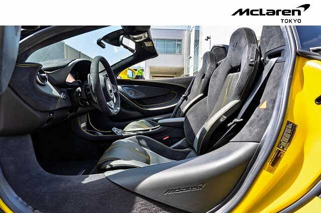 570S Spider
