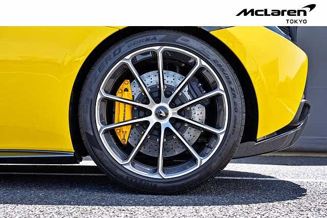 570S Spider