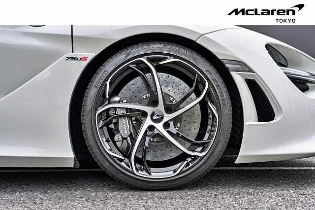 750S Spider