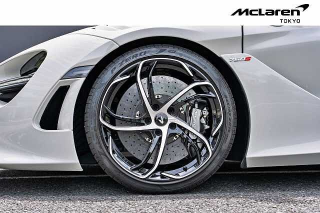 750S Spider