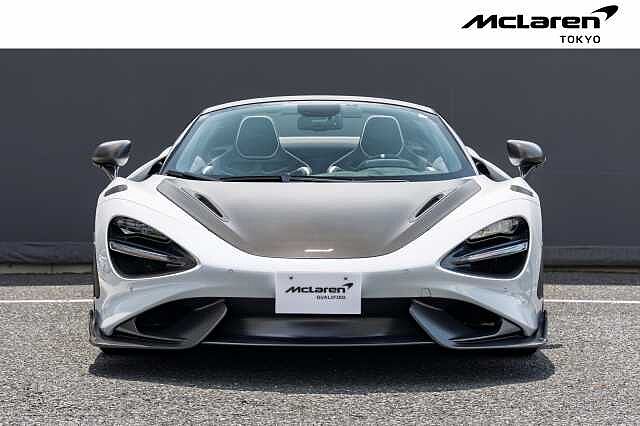 765LT Spider
