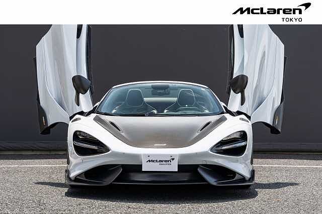 765LT Spider