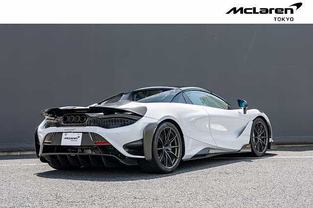765LT Spider