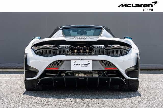 765LT Spider