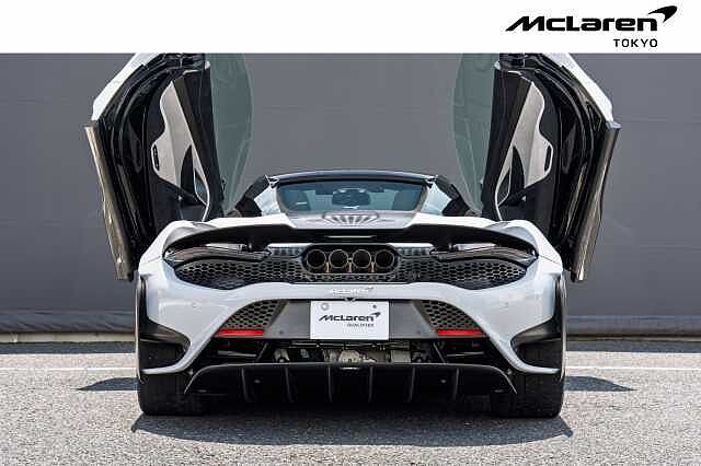 765LT Spider