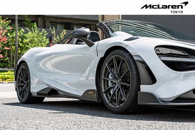 765LT Spider