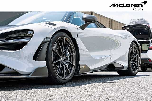 765LT Spider