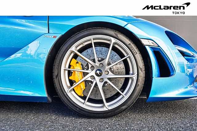750S Spider