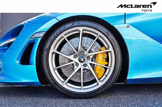 750S Spider