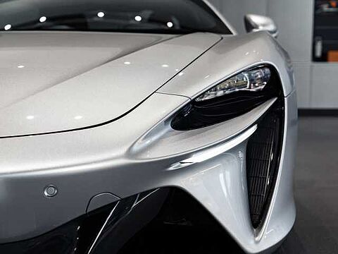 mclaren-vehicle-image