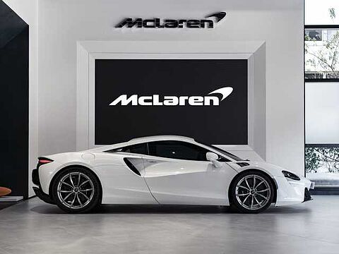 mclaren-vehicle-image
