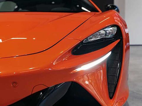 mclaren-vehicle-image